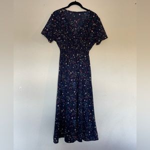 💙Free with Purchase💙 Floral Dress